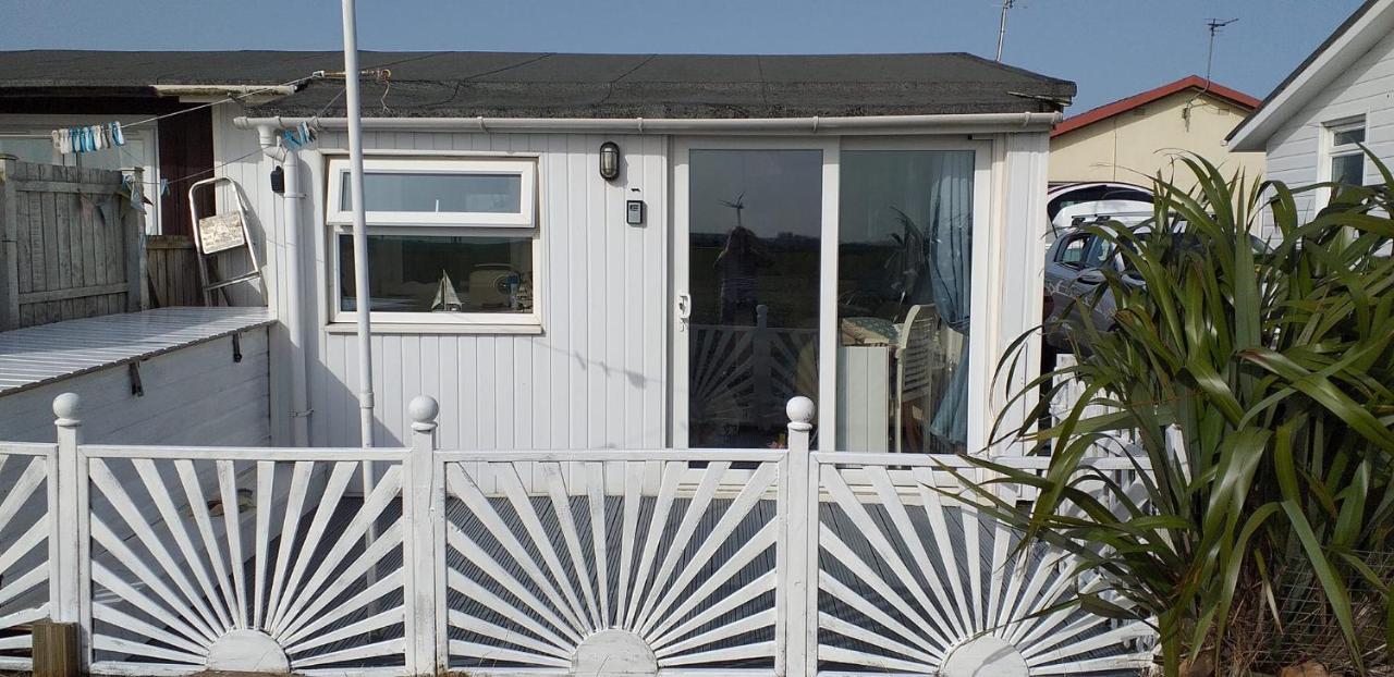 The Sun Trap @ Bridlington'S Bed & Bowl Beach Breaks Exterior photo